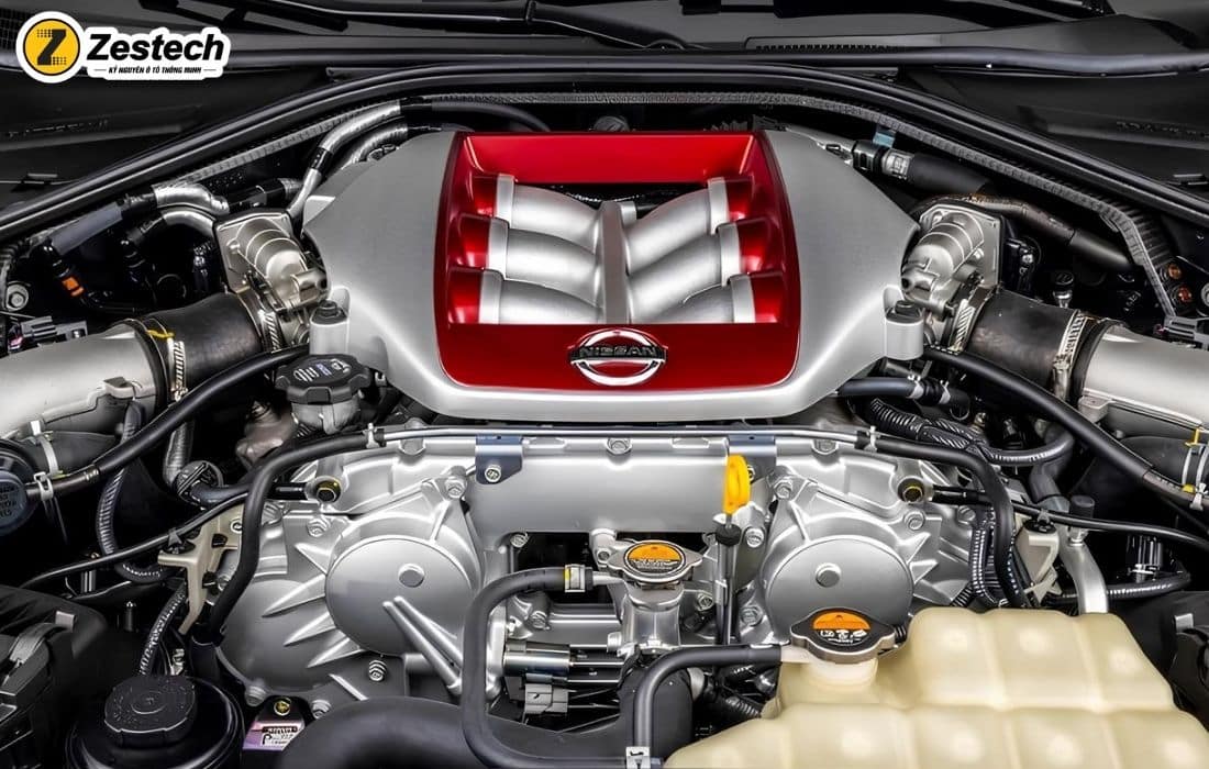 2-19 Nissan GTR R35 được trang bị khối động cơ tăng áp kép V6 dung tích 3.8L