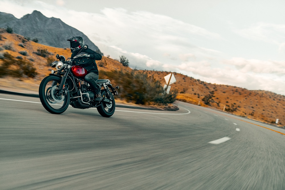 2024-triumph-scrambler-1200-x-action 2024 Triumph Scrambler 1200 X action