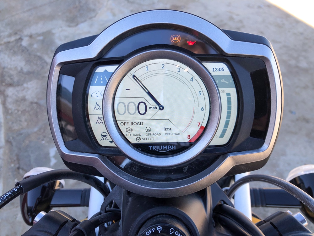 2024-triumph-scrambler-1200-xe-dash 2024 Triumph Scrambler 1200 XE dash