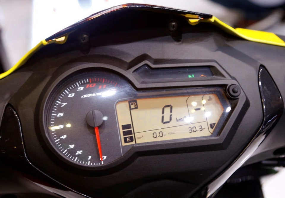 benelli-rfs-1-1494392935152 Xe côn tay 150cc - Cuộc chiến mới trên thị trường xe máy Việt Nam - 4