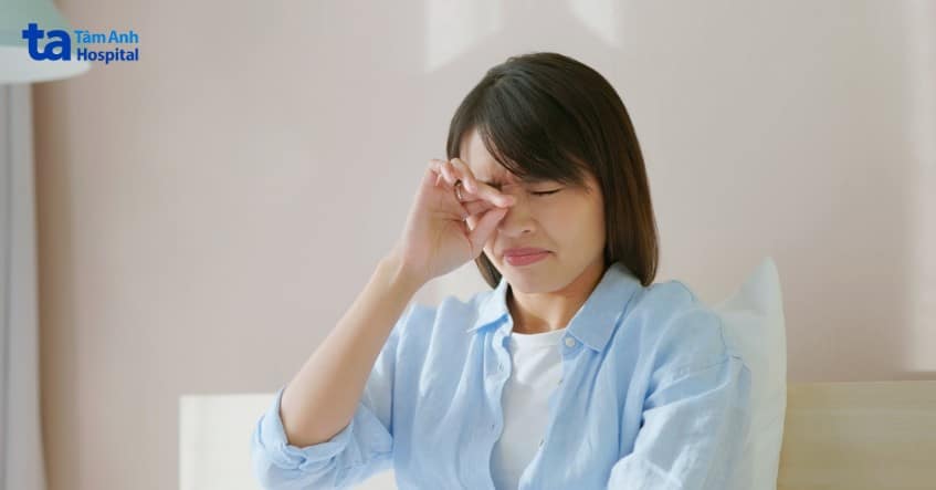 giat-mi-mat-trai-canh-bao-benh-ve-mat giật mí mắt trái cảnh báo bệnh về mắt
