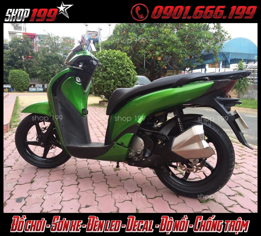 hinh-anh-dan-keo-xe-doi-mau-sh-gia-re-tai-hcm-2015-1 Xe SH dán keo đổi màu màu xanh là hợp với người mệnh Mộc