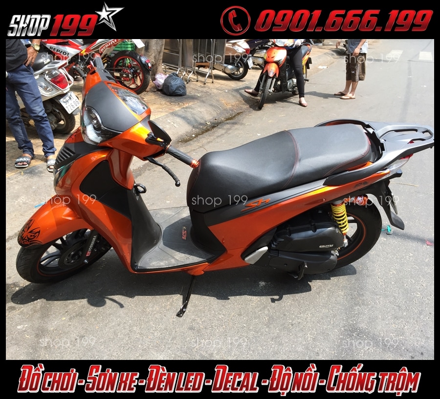 hinh-anh-dan-keo-xe-doi-mau-sh-gia-re-tai-hcm-2129 Xe Sh dán keo đổi màu thành màu cam hợp với những người mệnh Thổ