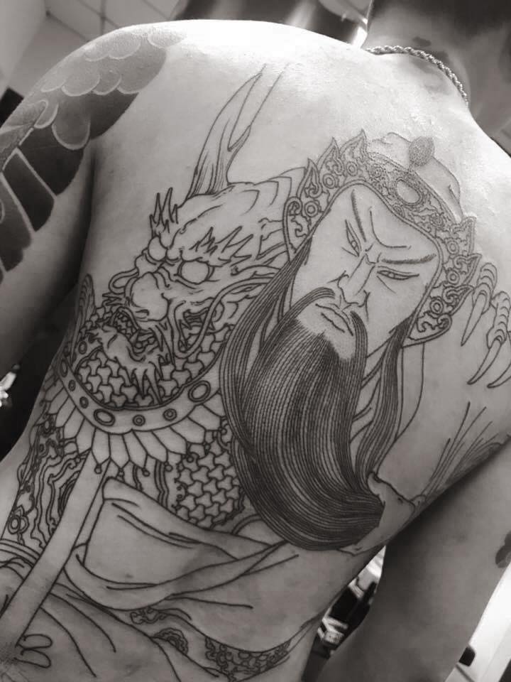 hinh-tattoo-quan-van-truong-don-gian-cuc-dep_045233079 Tattoo đơn giản cực đẹp