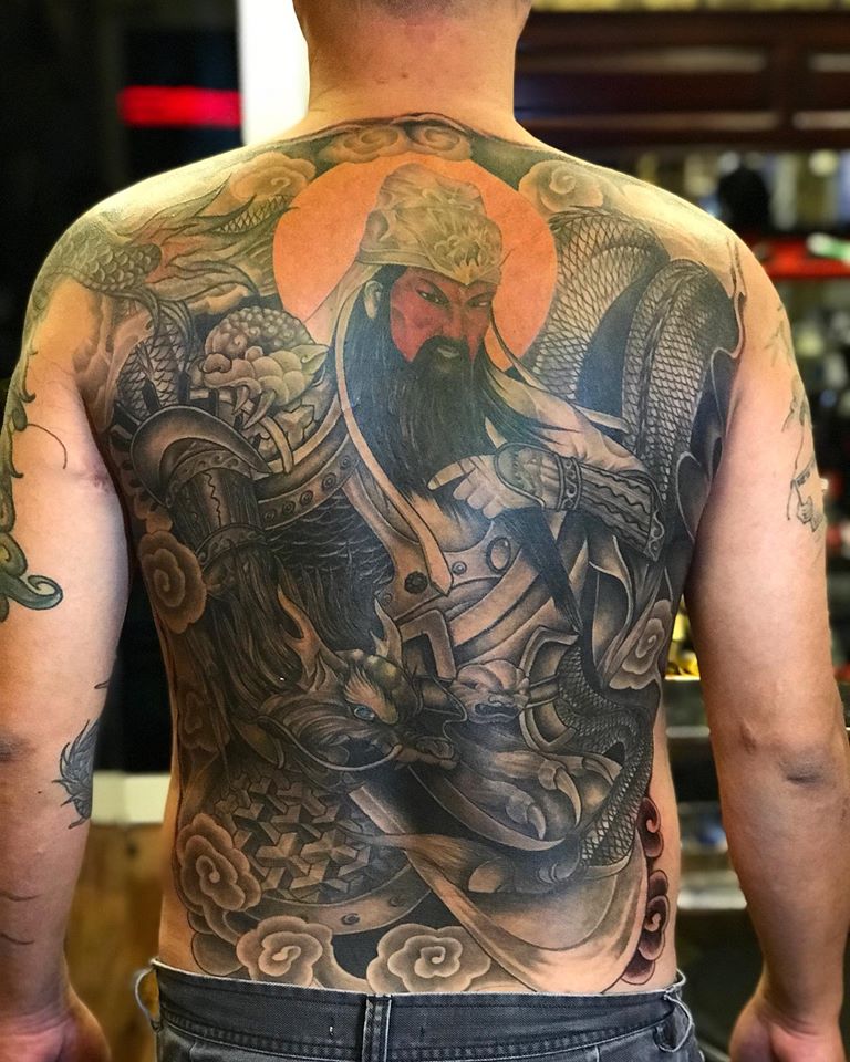 hinh-tattoo-quan-vu-kin-lung_045233376 Mang đến vận may cho chủ nhân
