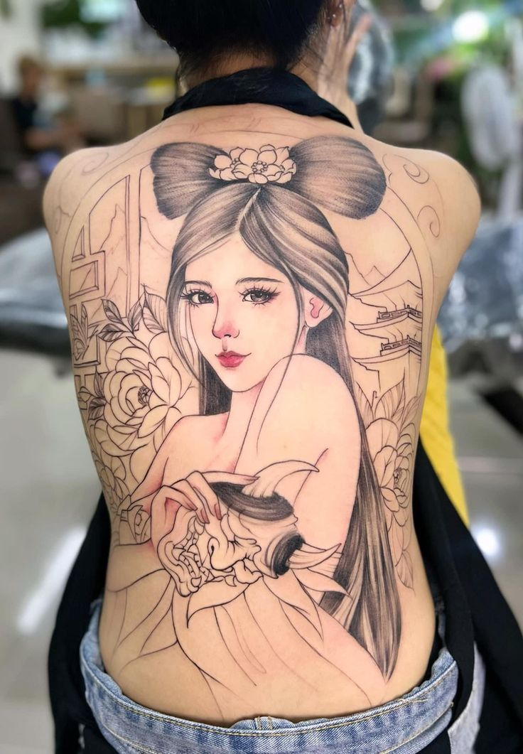 hinh-xam-co-gai-quyen-ru hình xăm cô gái đẹp trên lưng