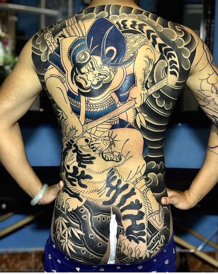 hinh-xam-full-lung-nhat-co-samurai-nam Hình xăm nhật cổ đẹp ở lưng
