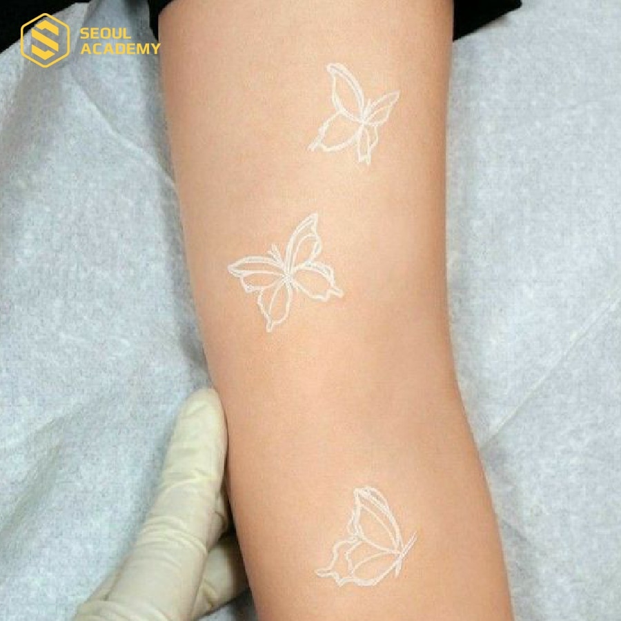 hinh-xam-muc-trang-dep-9 Mẫu xăm kết hợp rắn trắng đen siêu đẹp