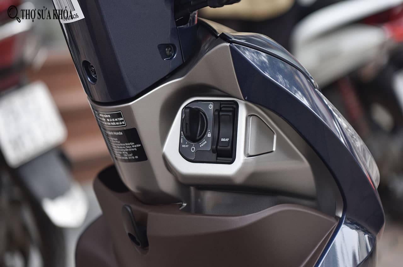 khoa-xe-vision cách mở khoá xe Janus khi bị mất chìa khoá