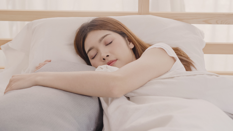 mat_phai_giat_nu_4_c358a7c18c Mắt phải giật nữ cảnh báo điều gì và cách khắc phục? 4