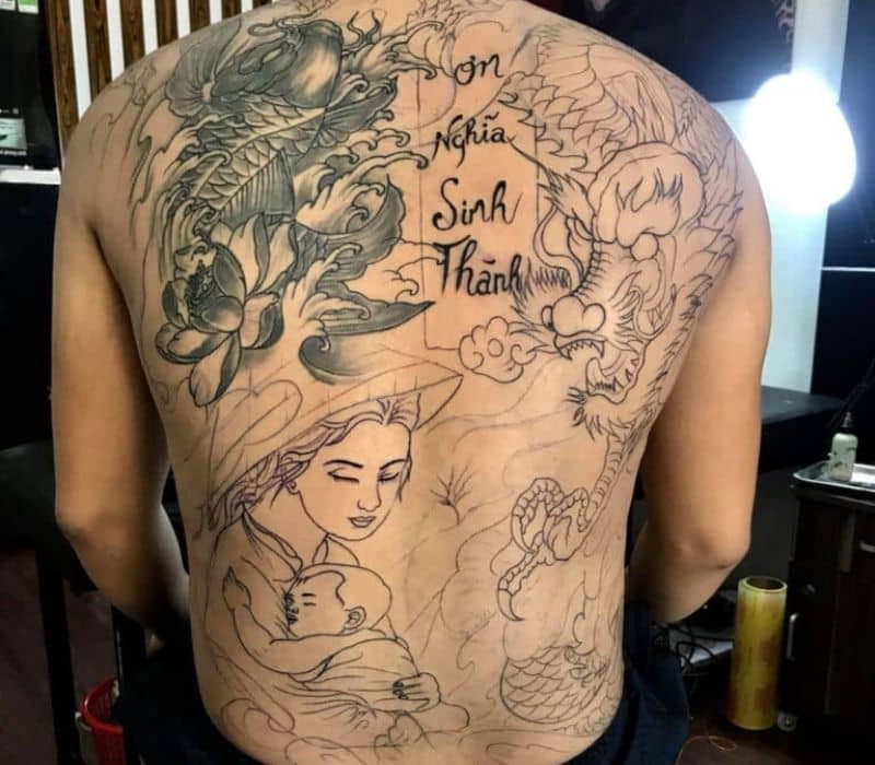 mau-hinh-xam-me-bong-con-12 Có thể nói đây chắc chắn là hình xăm sẽ làm nên xu hướng trong tương lai gần