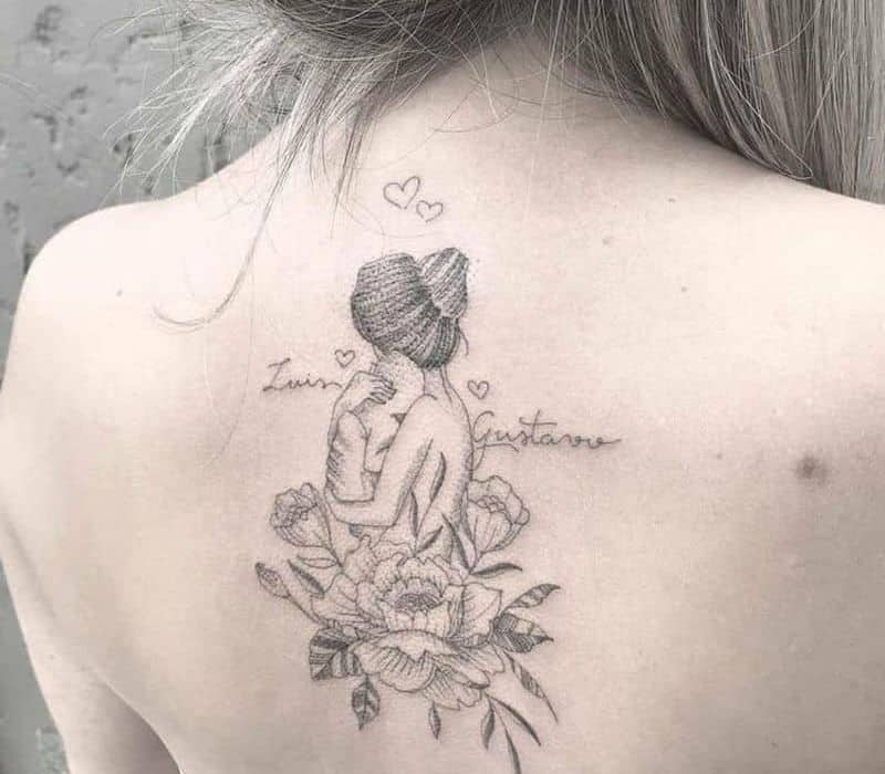 mau-hinh-xam-me-bong-con-2 Hình xăm này có ý nghĩa vô cùng sâu sắc