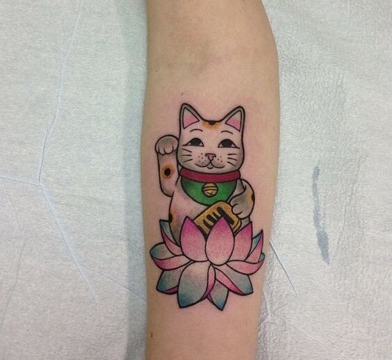 mau-tattoo-mang-y-nghia-cho-su-binh-an-may-man mẫu tattoo mang ý nghĩa cho sự bình an may mắn