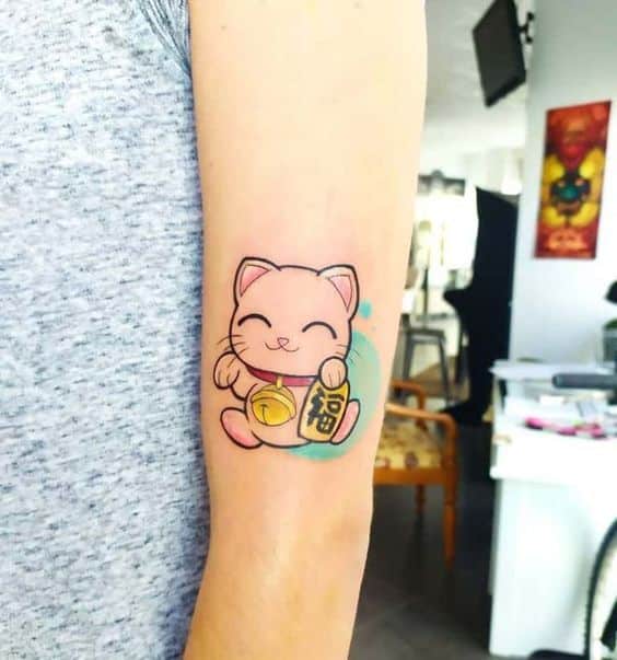 mau-tattoo-o-tay-hinh-mang-y-nghia-may-man tattoo ở tay hình mang ý nghĩa may mắn