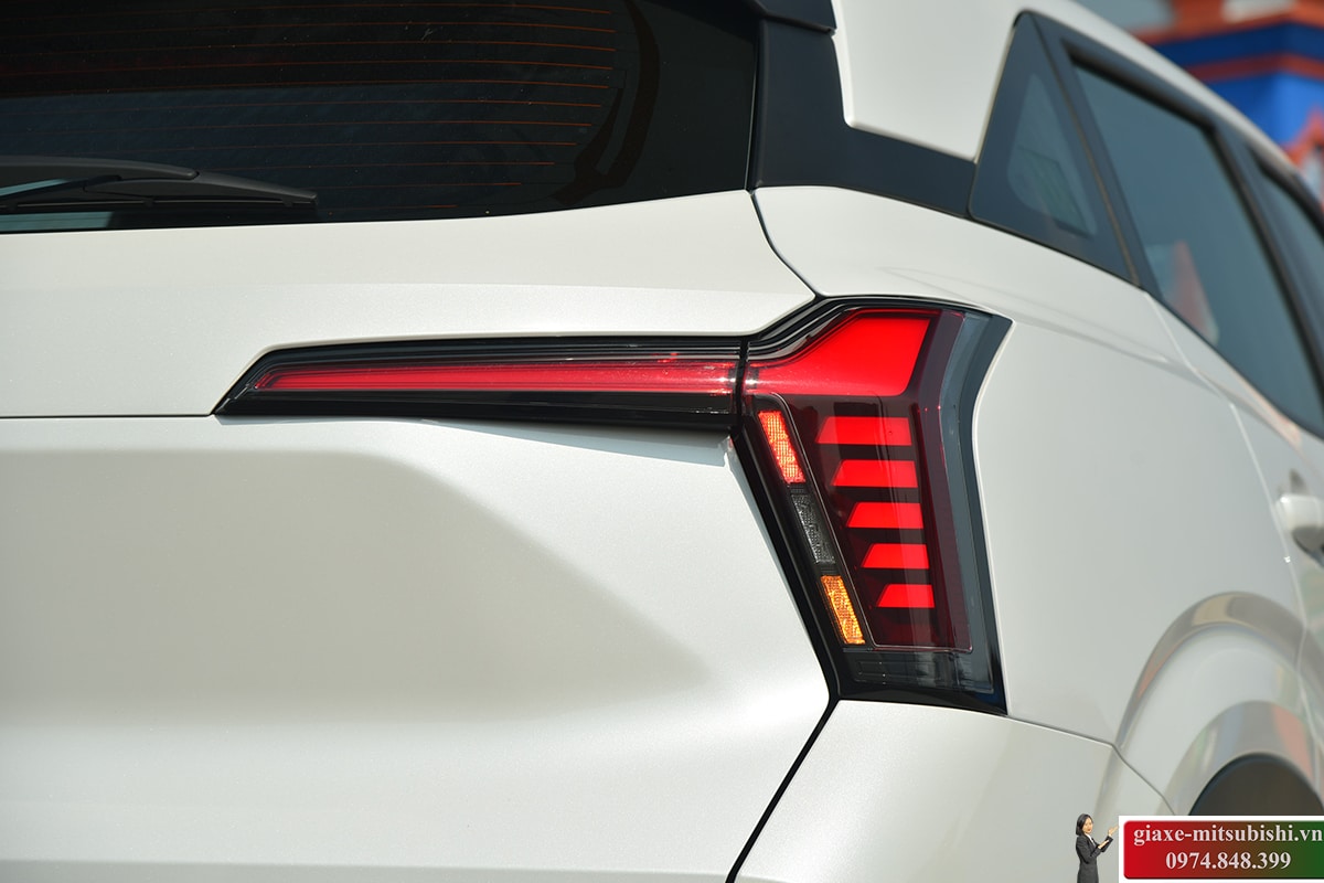 mitsubishi_xforce_glx_mau_trang_13-1