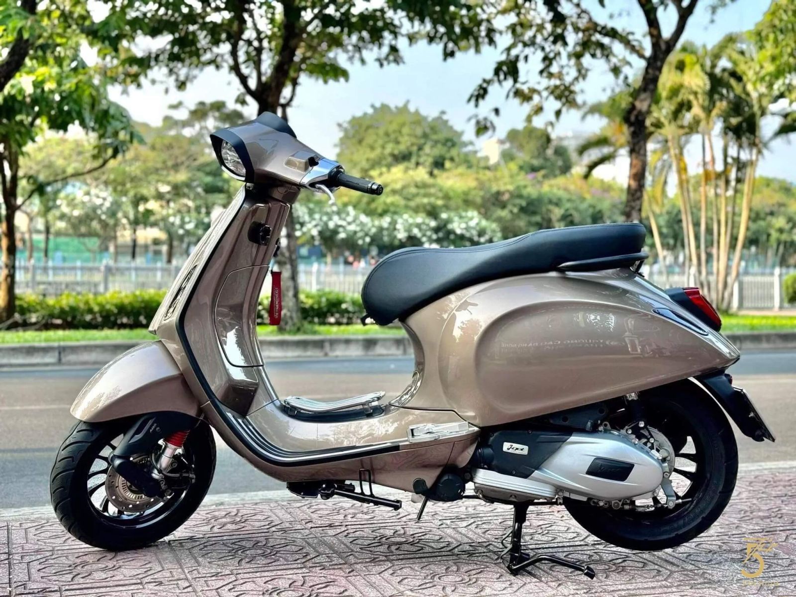 mua-xe-vespa-print-cu-gia-mem Mua xe Vespa Sprint cũ giá mềm