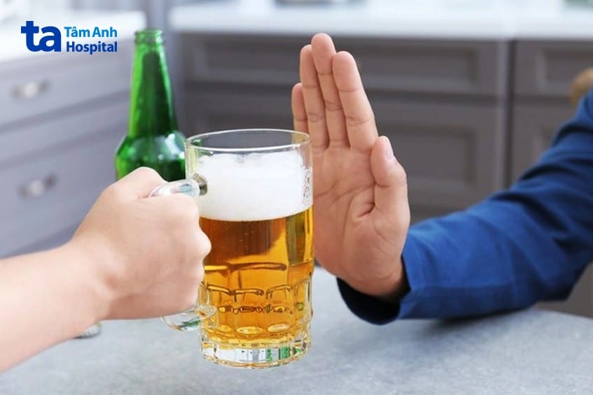 nen-han-che-uong-ruou-bia-de-bao-ve-thi-luc-va-suc-khoe-chung nên hạn chế uống rượu bia để bảo vệ thị lực và sức khỏe chung