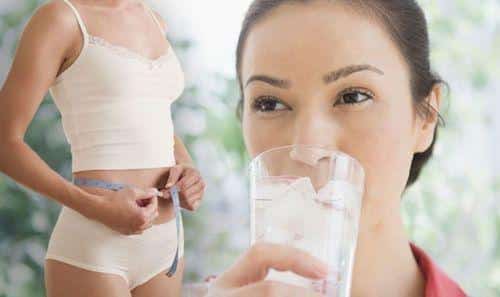nuoc-giam-can-1 Uống nhiều nước hơn giúp bạn giảm cân như thế nào?