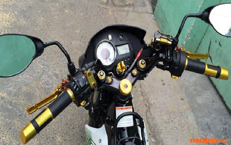 raider-do-kieng-13 Raider lên cặp bao tay đen vàng cực độc