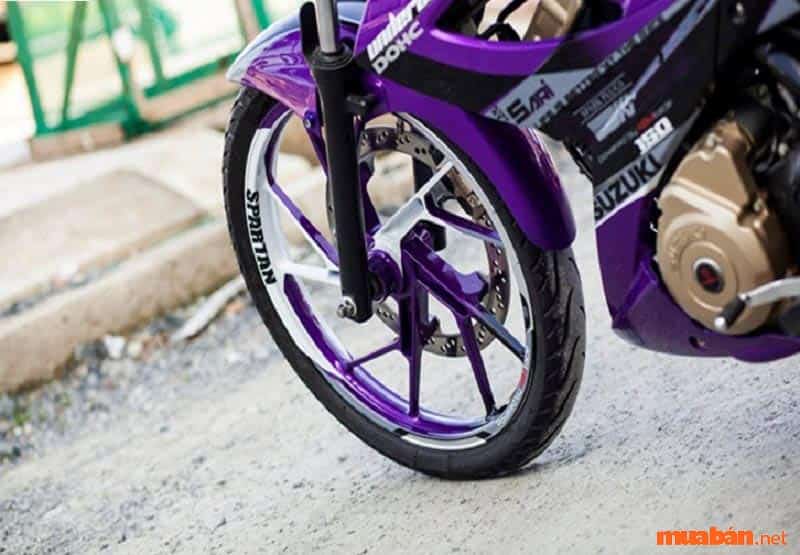 raider-do-kieng-23 Phối màu tím, trắng, đem cho Raider cực ngầu