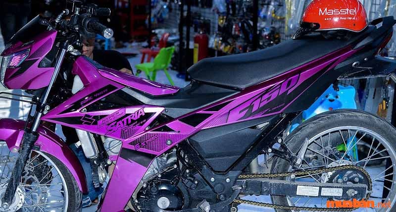 raider-do-kieng-25 Raider full đen và tím cũng đẹp không kém