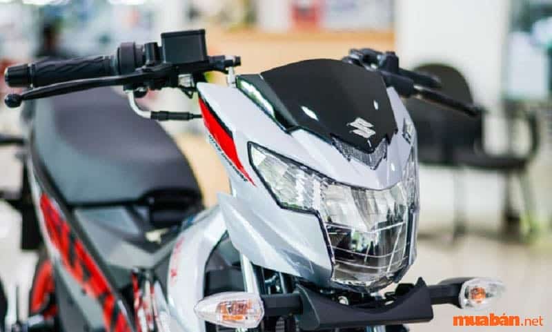 raider-do-kieng-5 Chọn một chiếc đầu đèn nhỏ gọn, thể thao nhất có thể