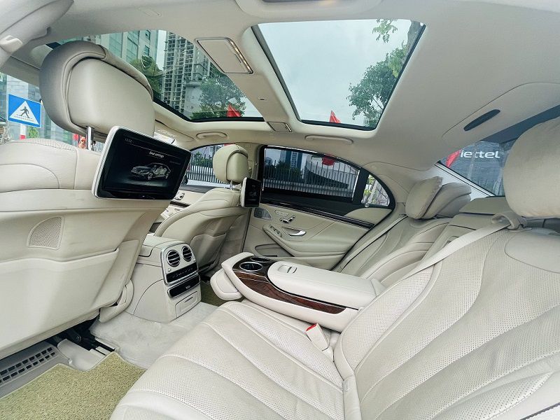 s400-cu-3 Tất cả các phiên bản của Mercedes S-Class đều được chỉnh chu về nội thất