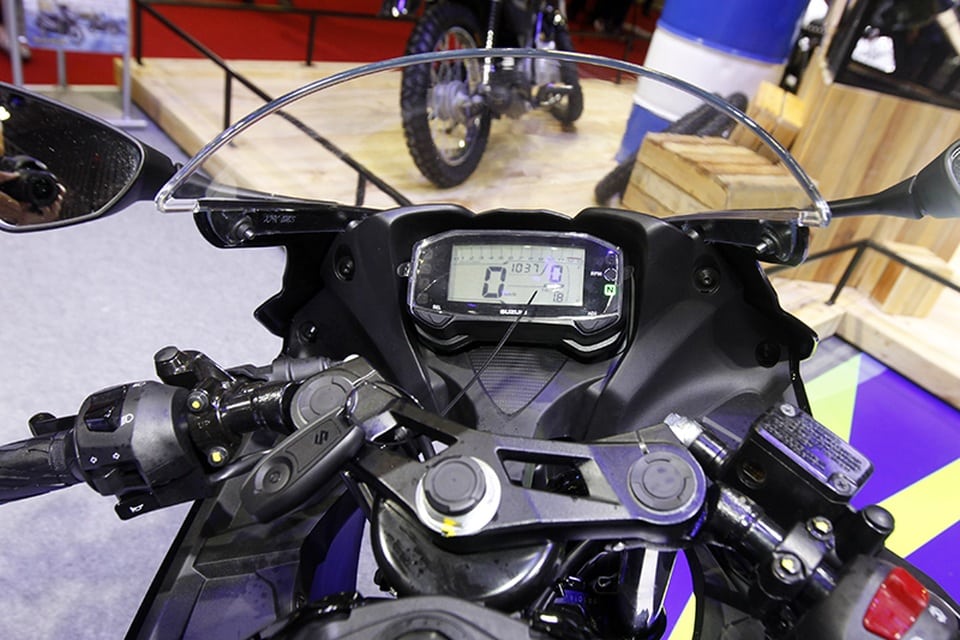 suzuki-gsx-r150b-1494392935168 Xe côn tay 150cc - Cuộc chiến mới trên thị trường xe máy Việt Nam - 7