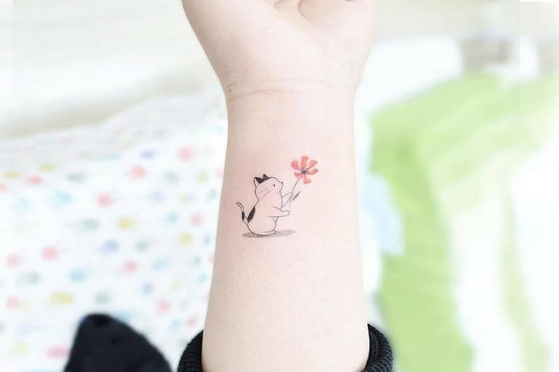 tatto14 Chọn hình xăm mini ở cổ tay