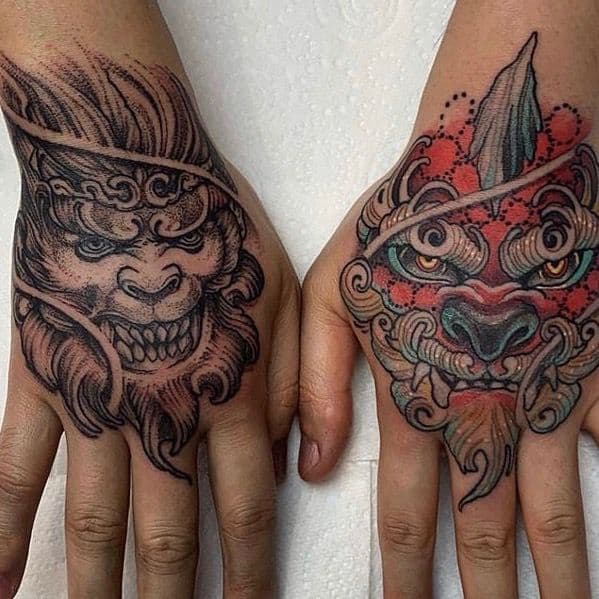 tattoo-dau-lan-va-dau-khi-tren-ban-tay tattoo đầu lân và đầu khỉ trên bàn tay