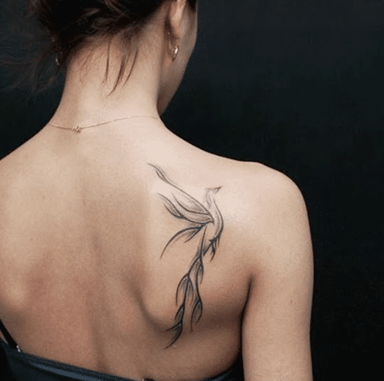 tattoo-designs-hinh-xam-phuong-hoang-den-trang-1 Hình xăm phượng hoàng mini đen trắng mang lại may mắn