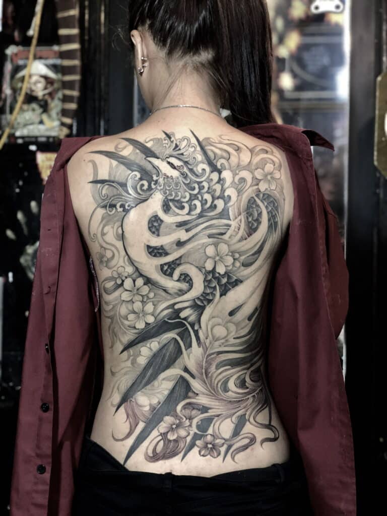 tattoo-designs-hinh-xam-phuong-hoang-den-trang-19-1 Hình xăm Phượng Hoàng Màu Đen Trắng Đẳng Cấp