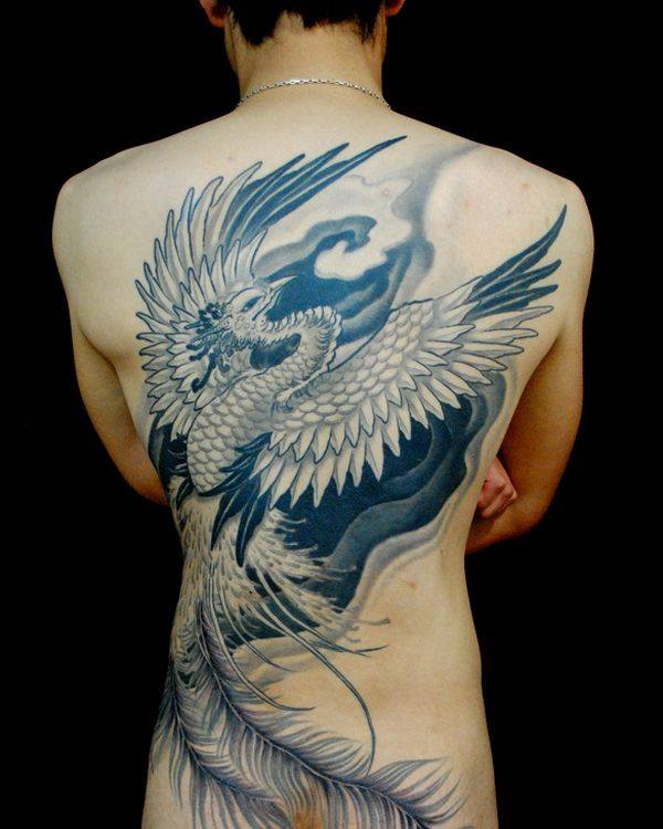 tattoo-designs-hinh-xam-phuong-hoang-den-trang-34-1 xăm phượng hoàng trước ngực. hình xăm phượng hoàng ở tay. xăm hình phượng hoàng đen trắng. xăm phượng hoàng đen trắng. tattoo phượng hoàng đen trắng.