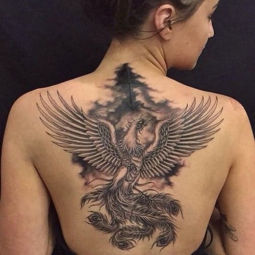 tattoo-designs-hinh-xam-phuong-hoang-den-trang-37-1 Hình xăm phượng hoàng đen trắng — Với màu đen trắng, hình xăm làm bạn không quá bặm trợn mà trông chất và ngầu. Hình ảnh phượng hoàng đen trắng