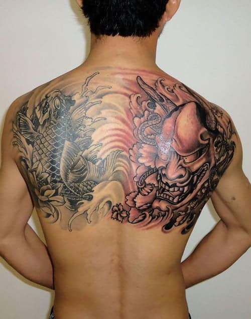 tattoo-mat-quy-va-ca-chep-nua-lung-dep Hình xăm cá chép