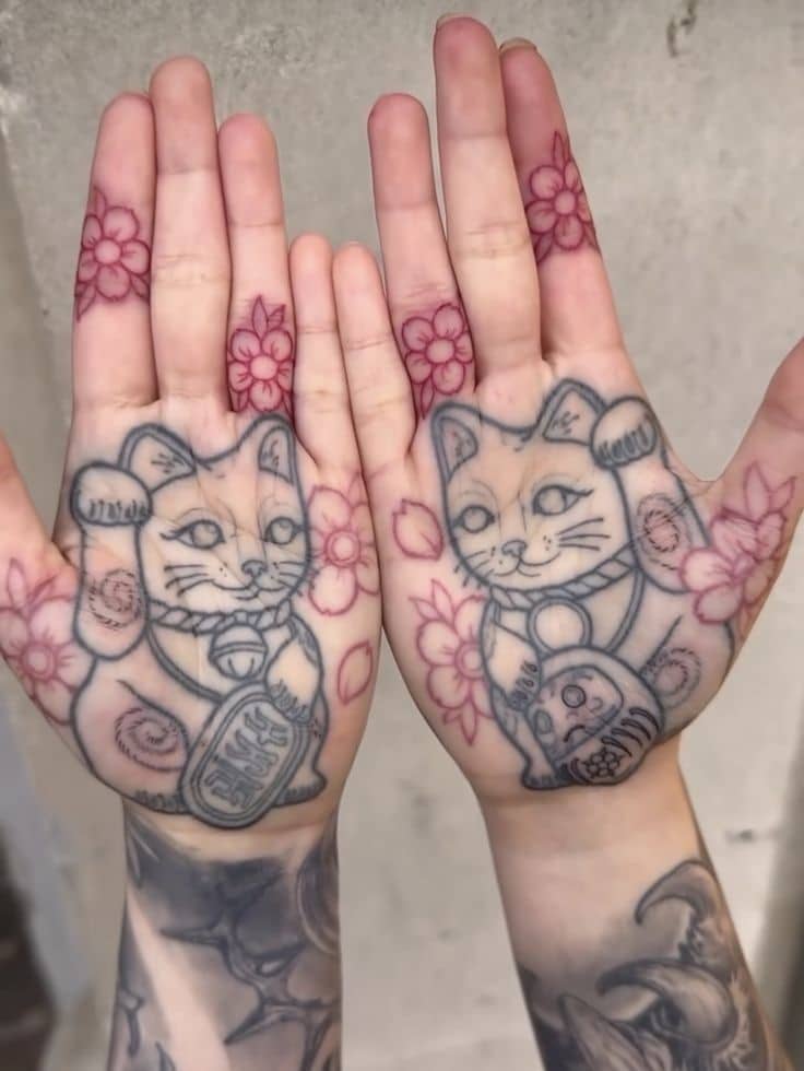 tattoo-meo-than-tai-o-long-ban-tay tattoo mèo thần tài ở lòng bàn tay