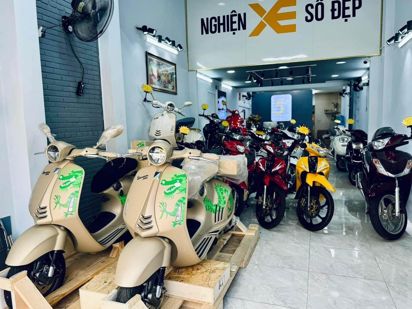 tu-5-premium-mua-ban-xe20vespa-sprint-cu-chat-luong Tứ 5 Premium mua bán xe Vespa Sprint cũ chất lượng